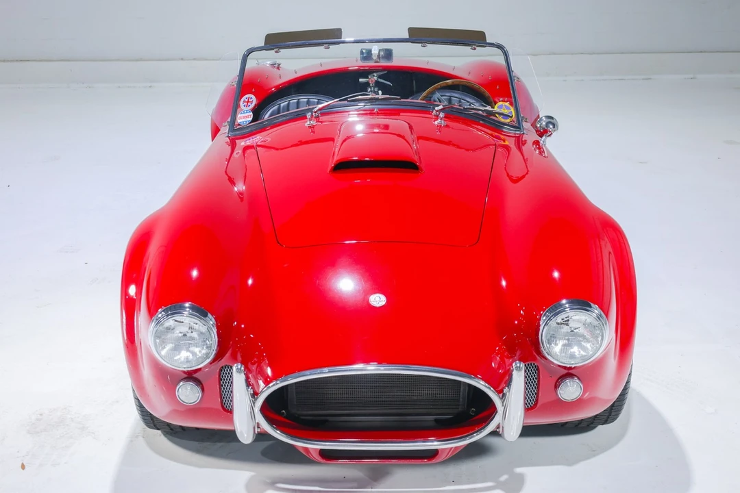 Shelby Cobra Replica - Image 27 of 31