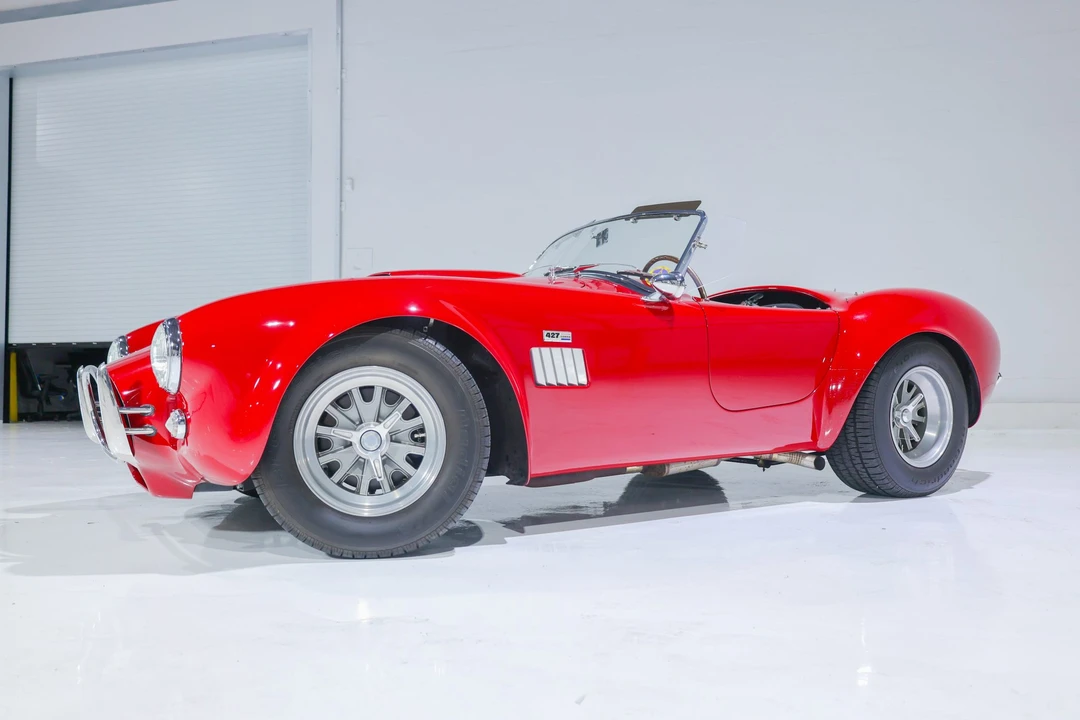 Shelby Cobra Replica - Image 2 of 31