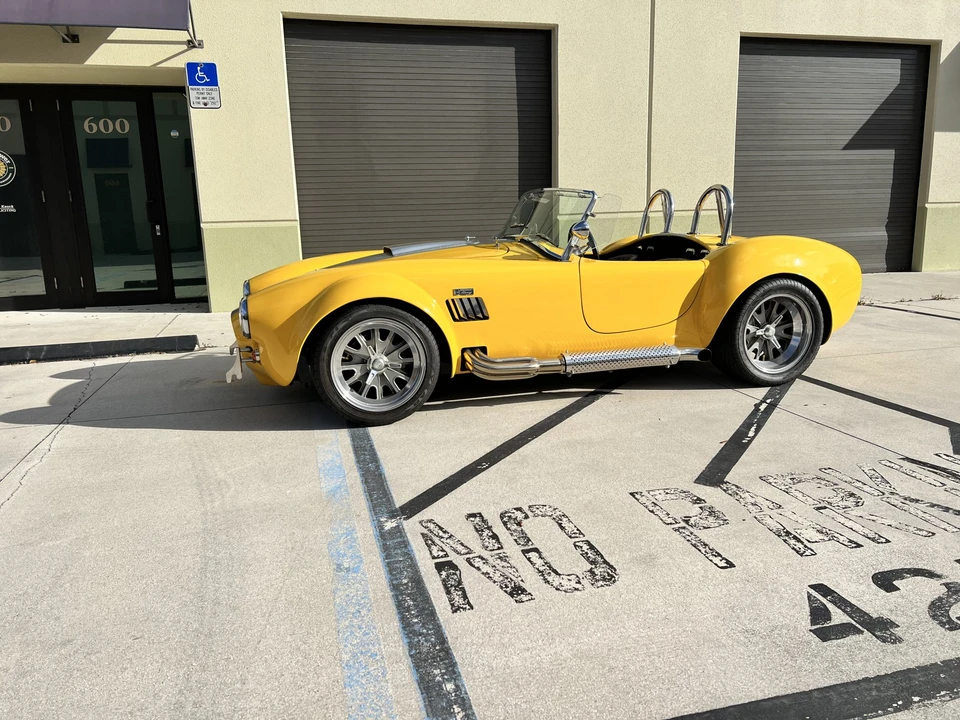 Shelby Cobra Replica - Image 26 of 31