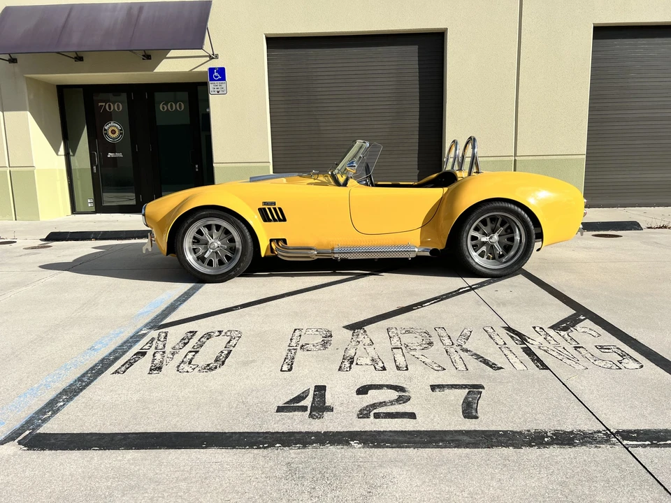 Shelby Cobra Replica - Image 24 of 31