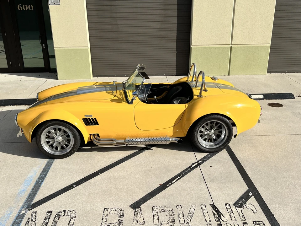 Shelby Cobra Replica - Image 23 of 31