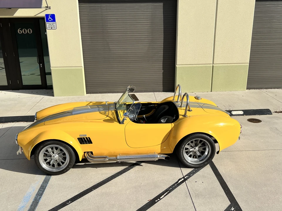 Shelby Cobra Replica - Image 22 of 31