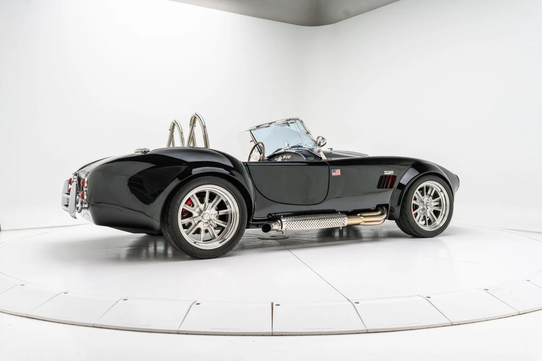 Shelby Cobra Replica - Image 27 of 31