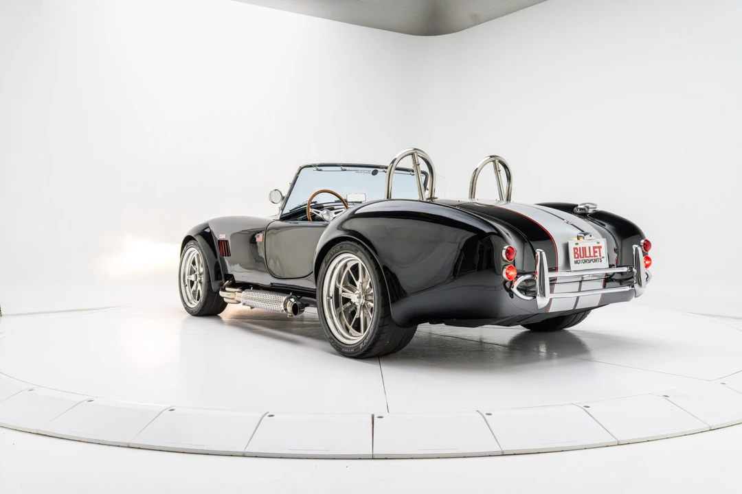 Shelby Cobra Replica - Image 15 of 31