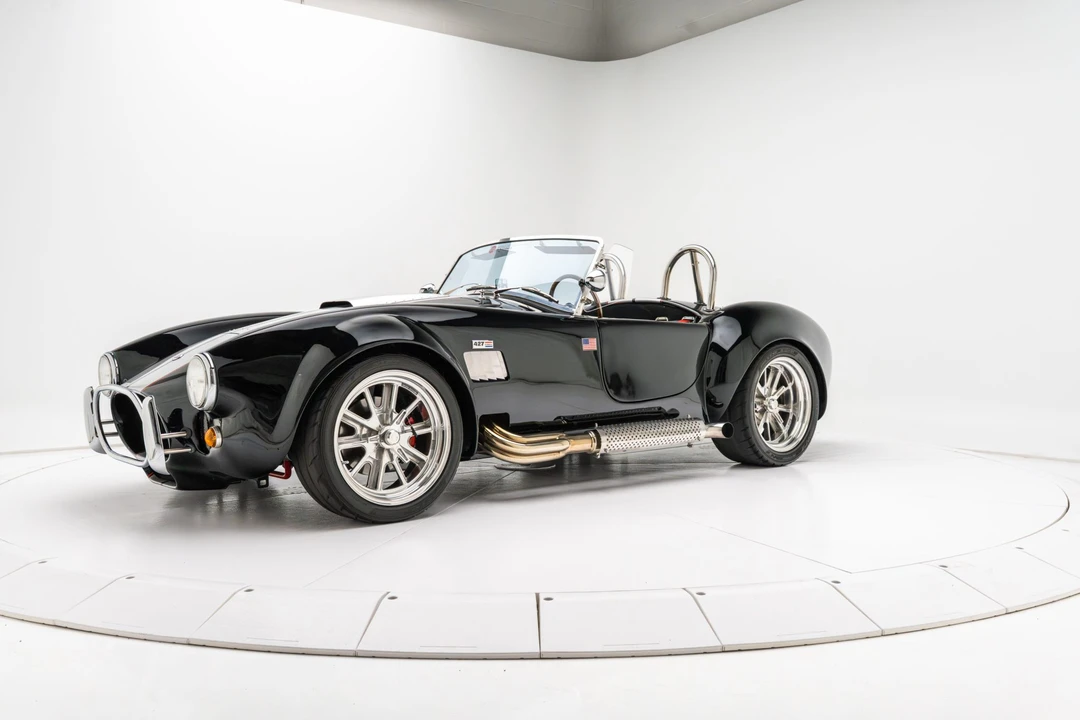 Shelby Cobra Replica - Image 8 of 31