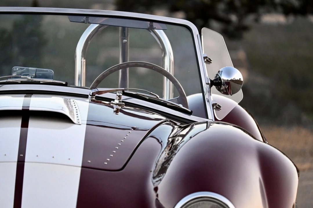 Shelby Cobra Replica - Image 27 of 31
