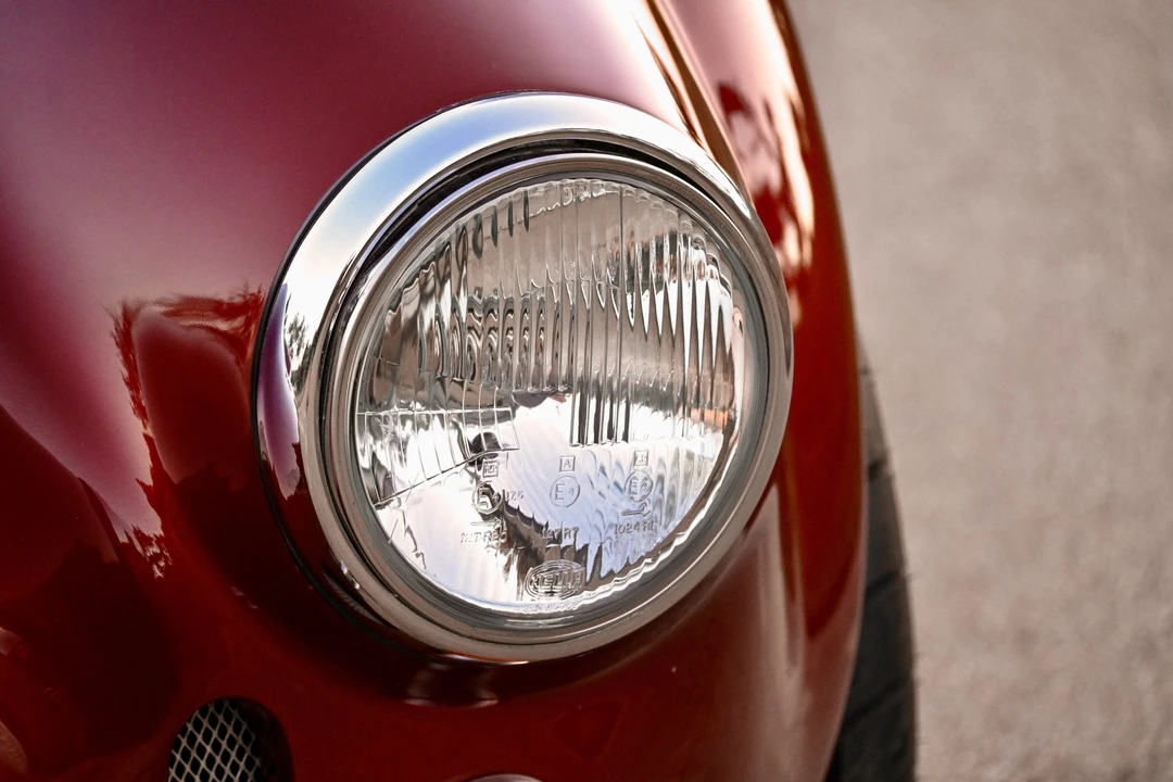 Shelby Cobra Replica - Image 29 of 31