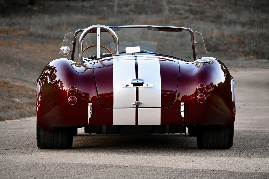 Shelby Cobra Replica - Image 8 of 31