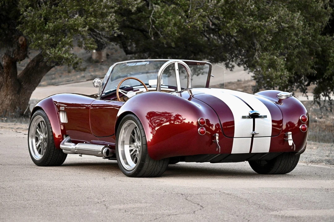 Shelby Cobra Replica - Image 7 of 31