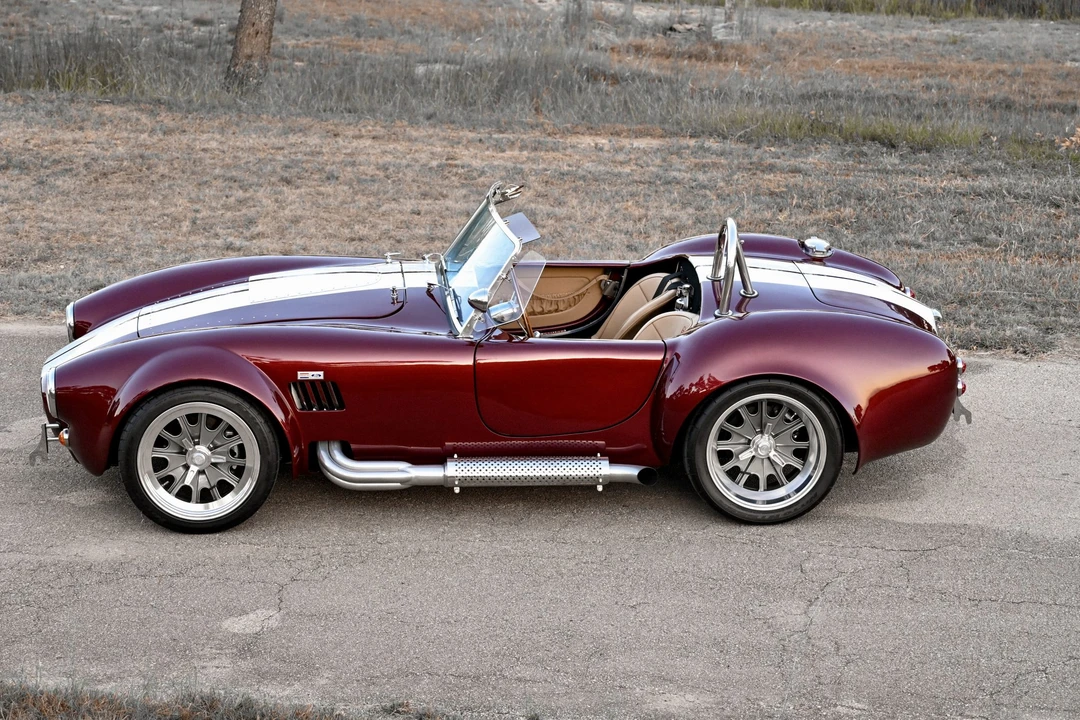 Shelby Cobra Replica - Image 5 of 31
