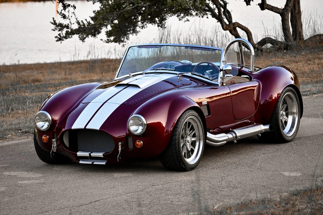 Shelby Cobra Replica - Image 3 of 31