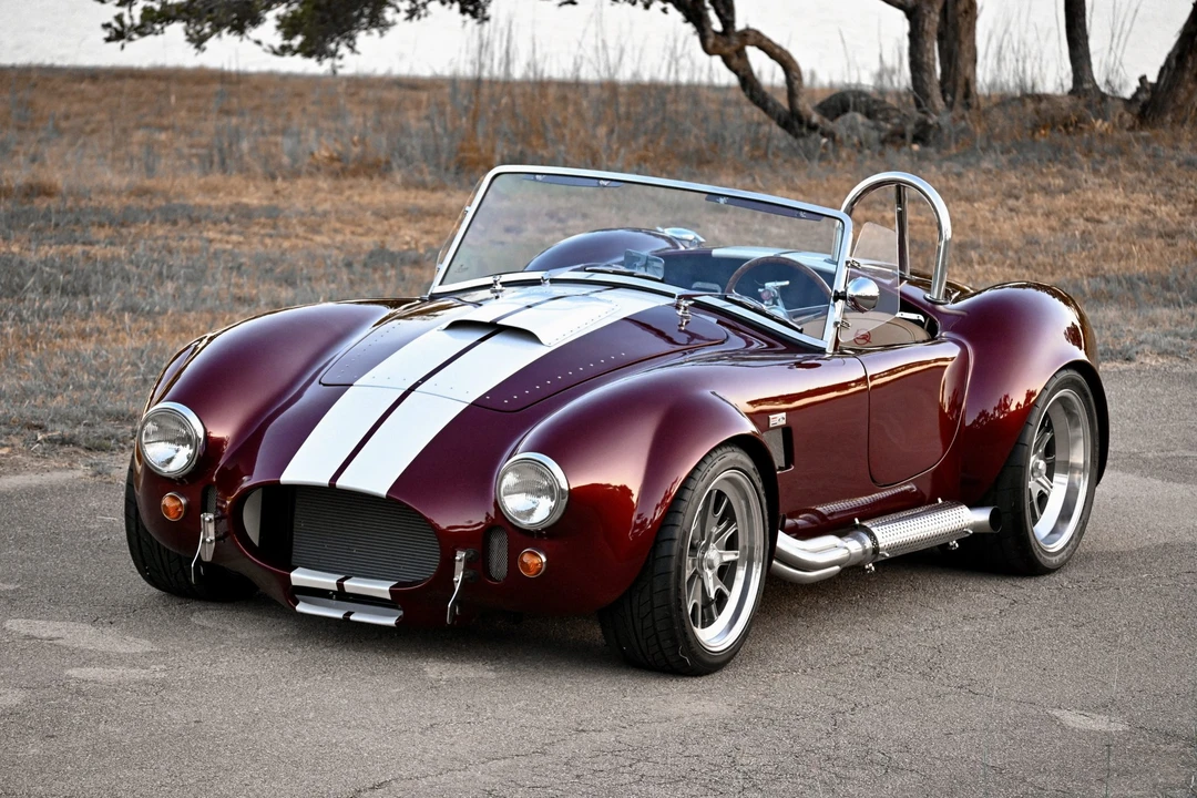 Shelby Cobra Replica - Image 2 of 31