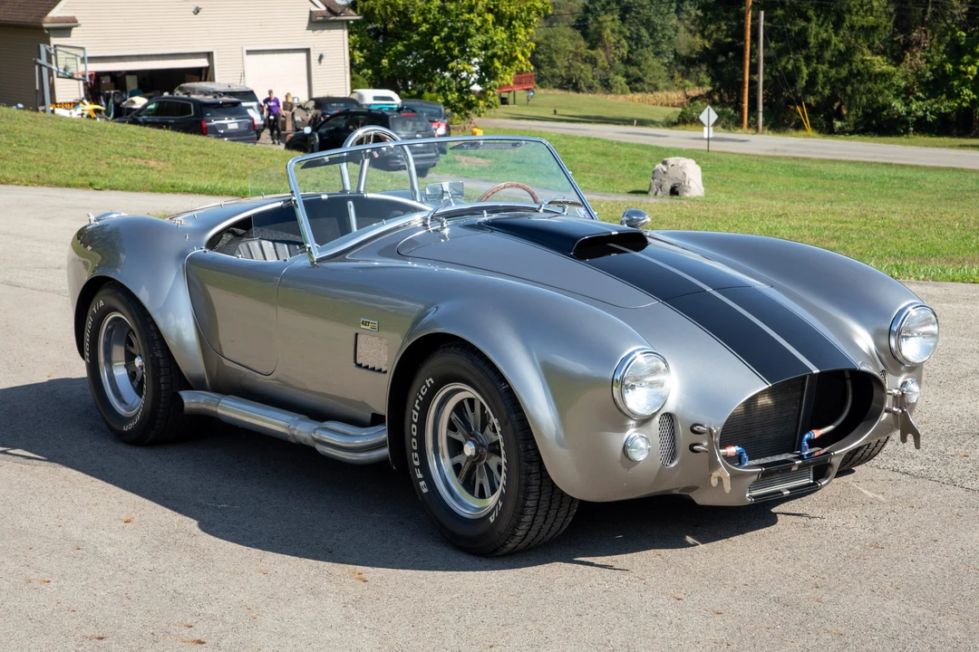 Shelby Cobra Replica - Image 3 of 31