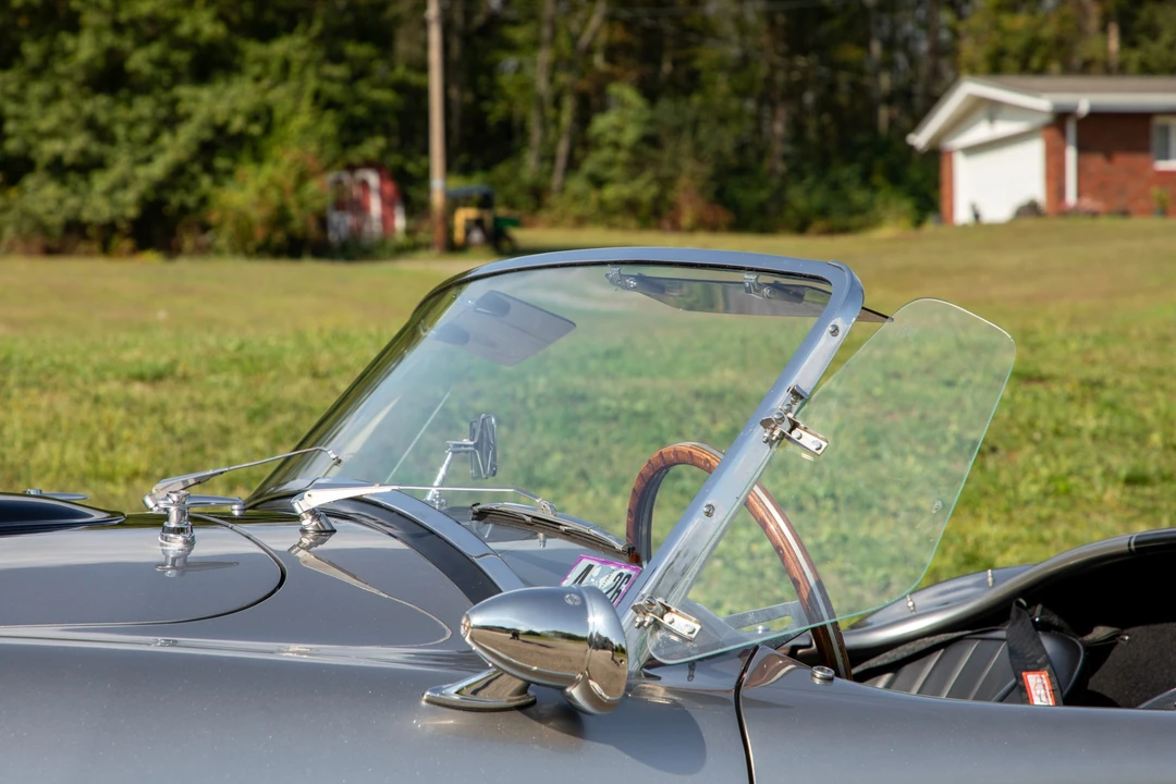 Shelby Cobra Replica - Image 23 of 31