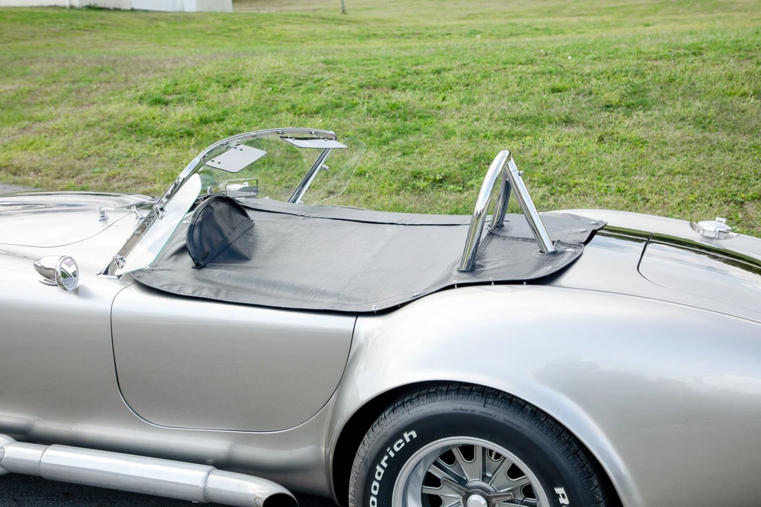 Shelby Cobra Replica - Image 27 of 31