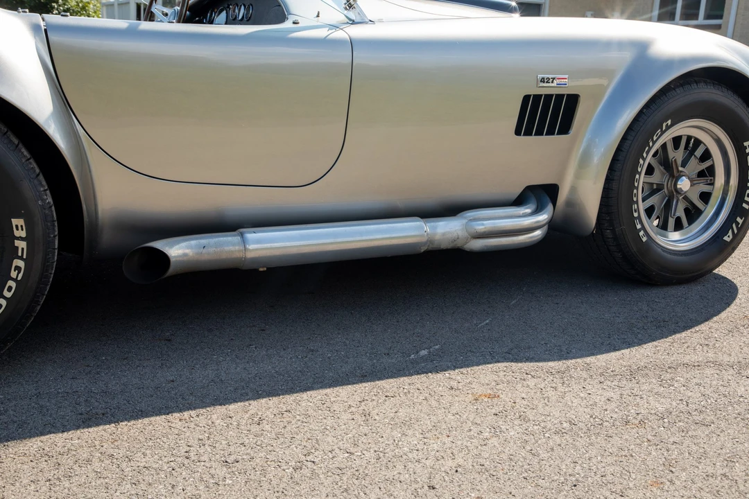 Shelby Cobra Replica - Image 14 of 31