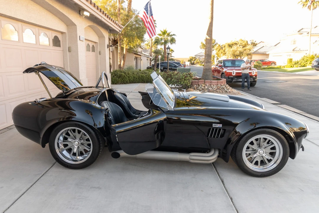 Shelby Cobra Replica - Image 10 of 31