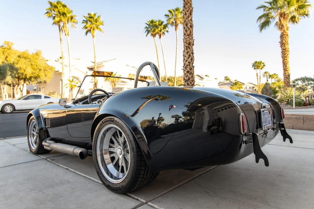 Shelby Cobra Replica - Image 6 of 31