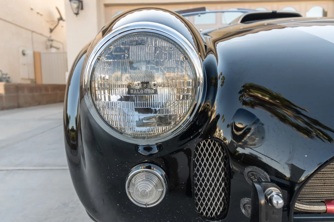 Shelby Cobra Replica - Image 17 of 31