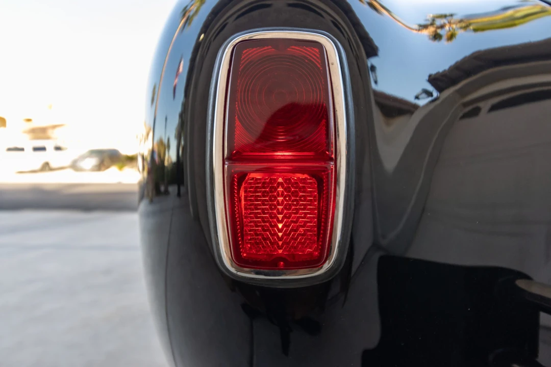 Shelby Cobra Replica - Image 19 of 31