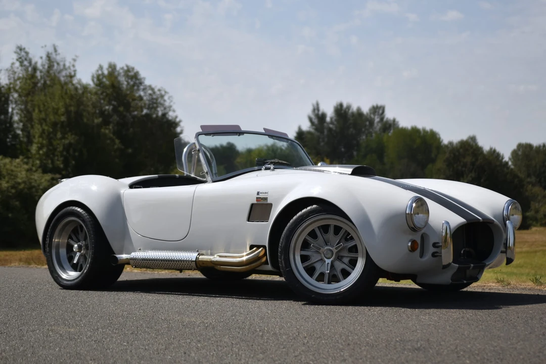 Shelby Cobra Replica - Image 22 of 31