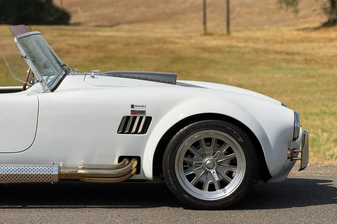 Shelby Cobra Replica - Image 30 of 31