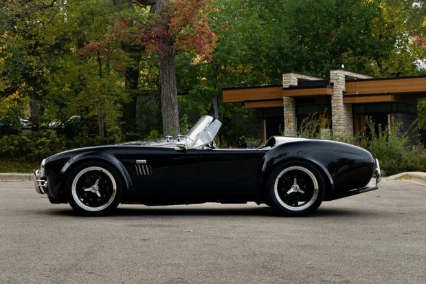 Shelby Cobra Replica - Image 3 of 8