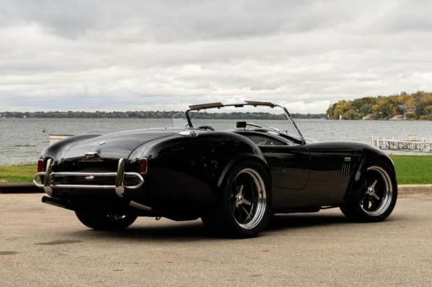 Shelby Cobra Replica - Image 2 of 8