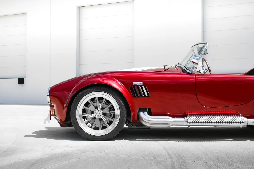 Shelby Cobra Replica - Image 12 of 31