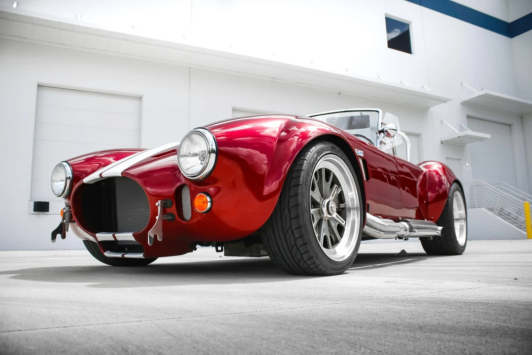 Shelby Cobra Replica - Image 3 of 31