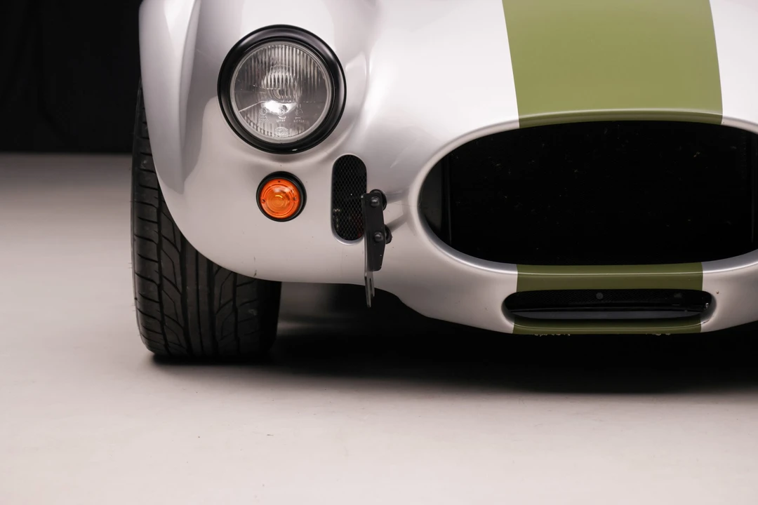 Shelby Cobra Replica - Image 22 of 31