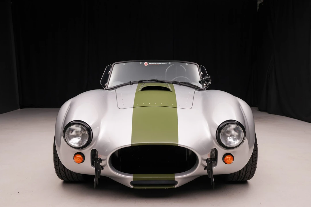 Shelby Cobra Replica - Image 28 of 31
