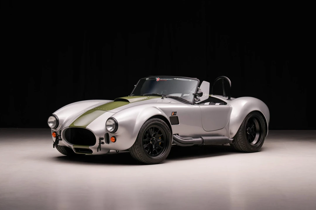 Shelby Cobra Replica - Image 2 of 31