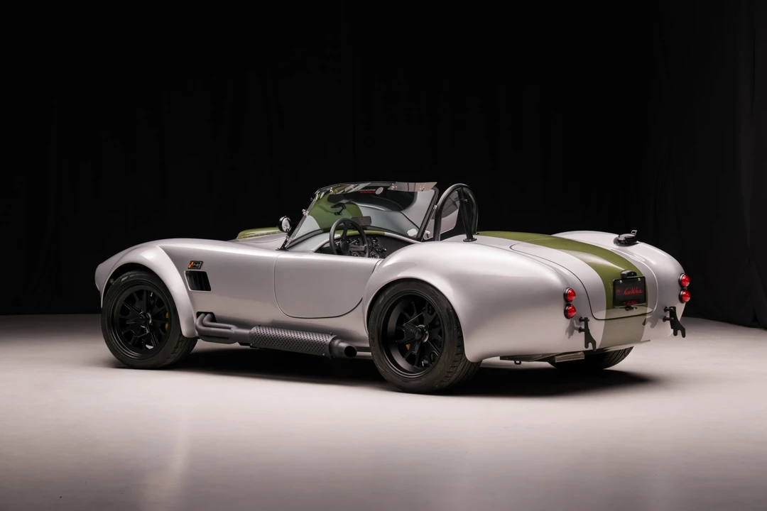 Shelby Cobra Replica - Image 5 of 31