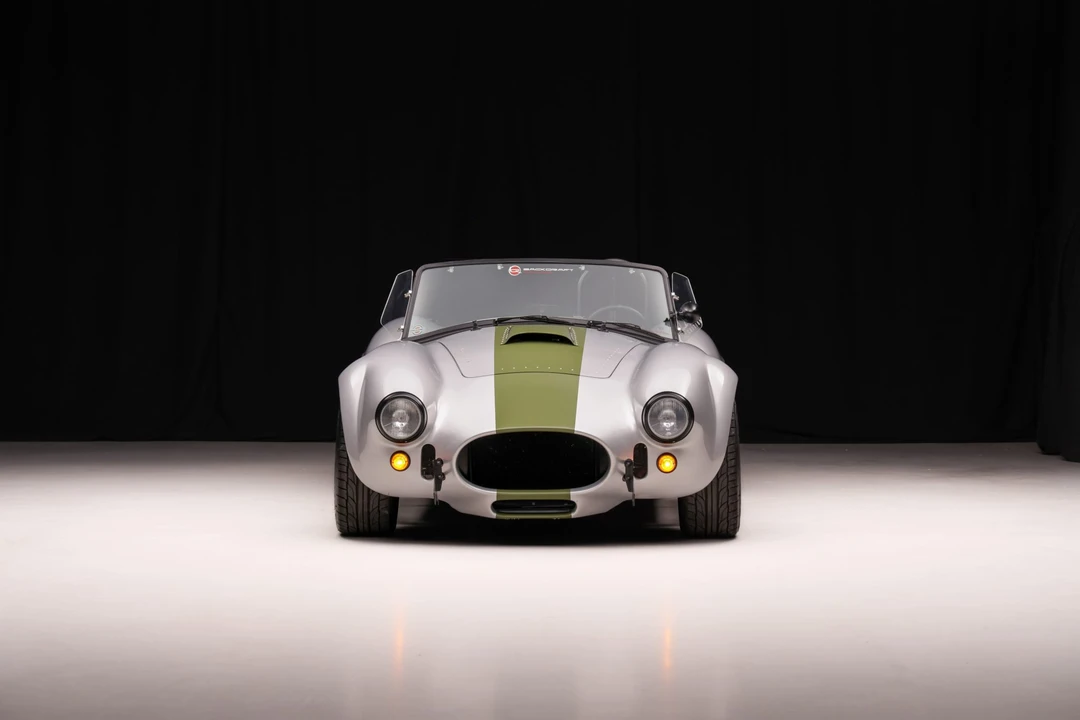 Shelby Cobra Replica - Image 14 of 31