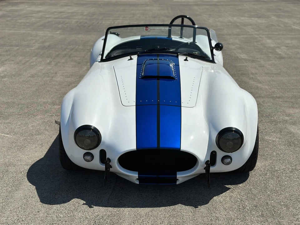 Shelby Cobra Replica - Image 21 of 31