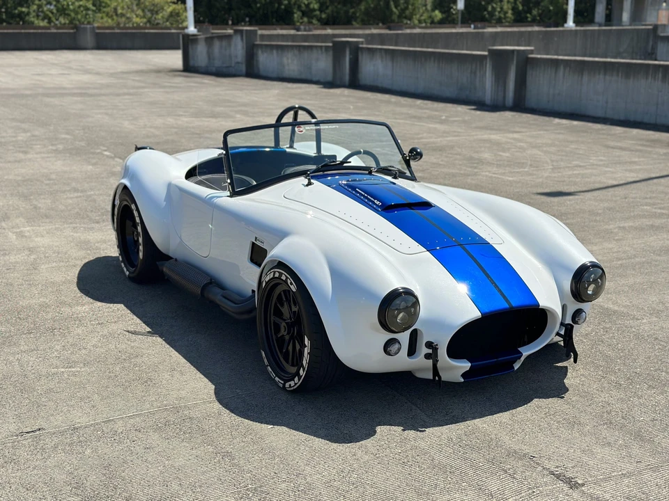 Shelby Cobra Replica - Image 20 of 31