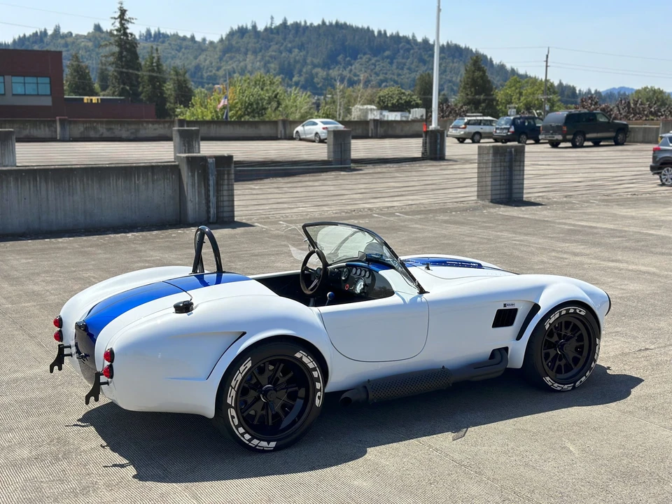 Shelby Cobra Replica - Image 29 of 31