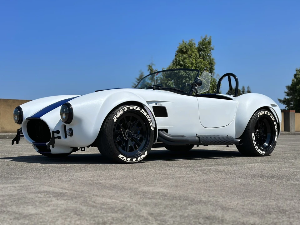 Shelby Cobra Replica - Image 12 of 31