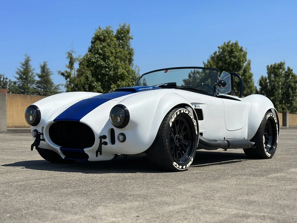 Shelby Cobra Replica - Image 11 of 31
