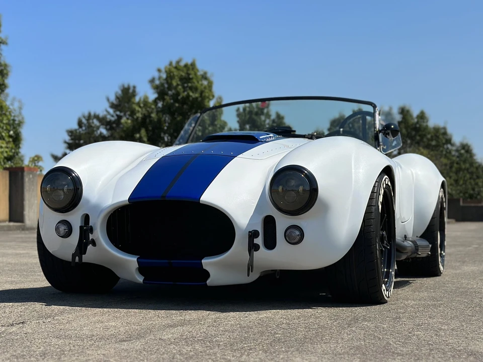 Shelby Cobra Replica - Image 10 of 31
