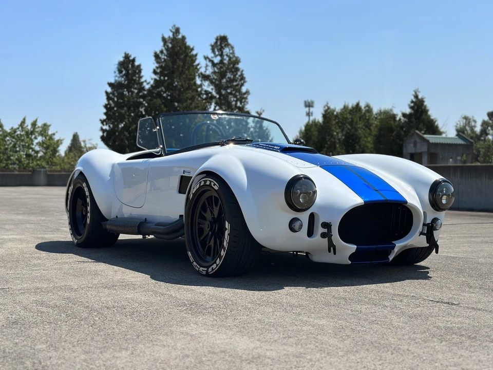 Shelby Cobra Replica - Image 8 of 31