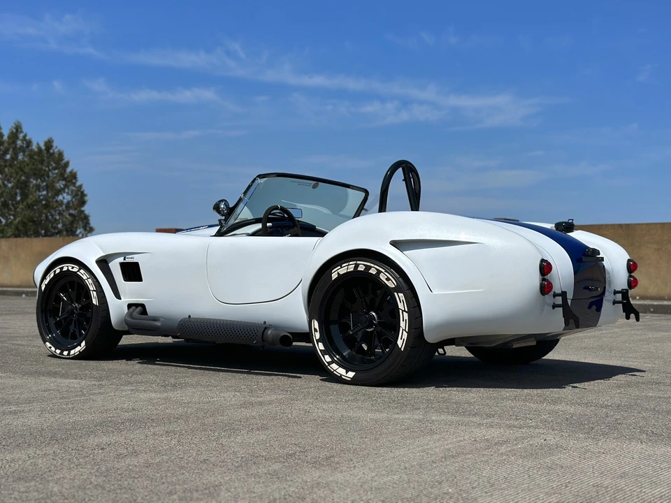 Shelby Cobra Replica - Image 14 of 31