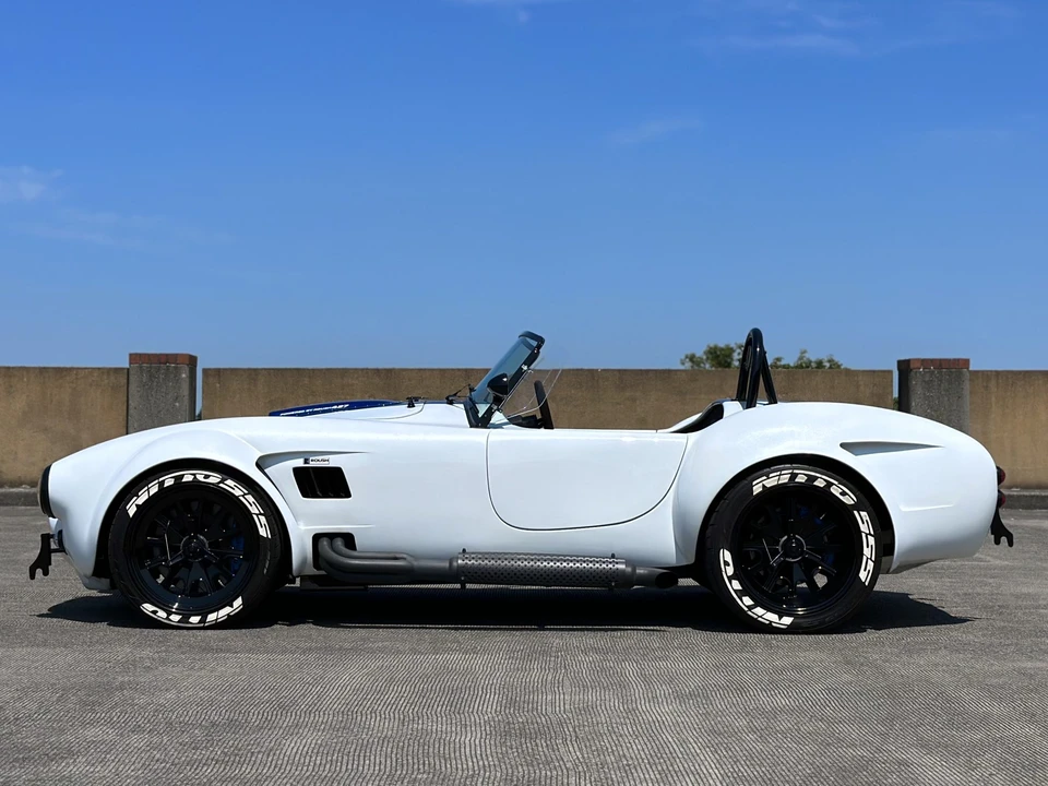 Shelby Cobra Replica - Image 13 of 31