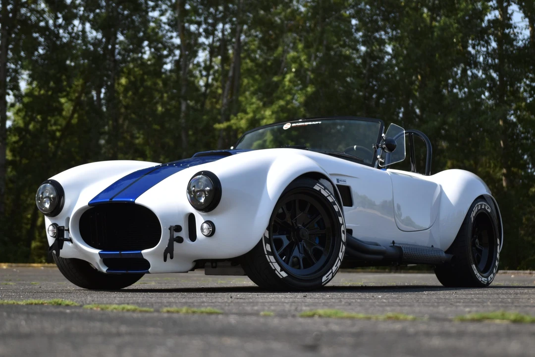 Shelby Cobra Replica - Image 3 of 31