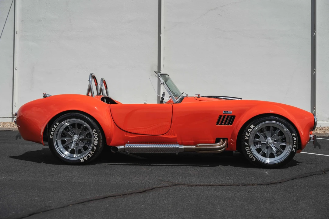 Shelby Cobra Replica - Image 10 of 31