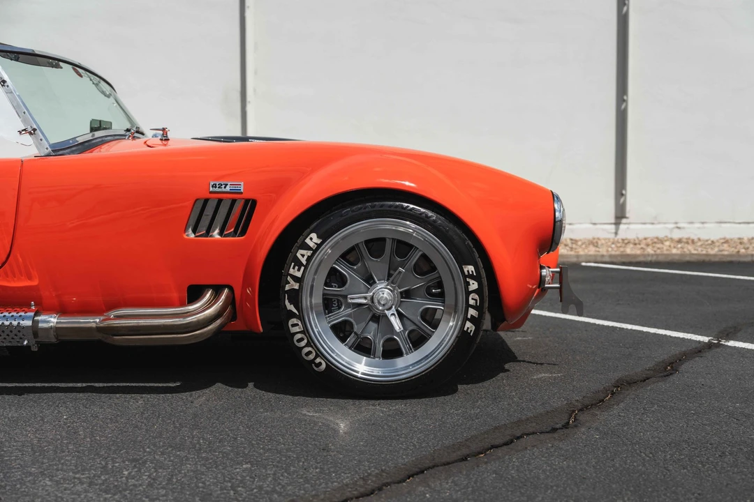 Shelby Cobra Replica - Image 18 of 31