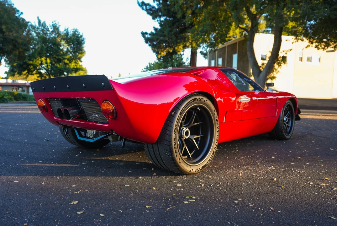 Ford GT40 - Image 7 of 31