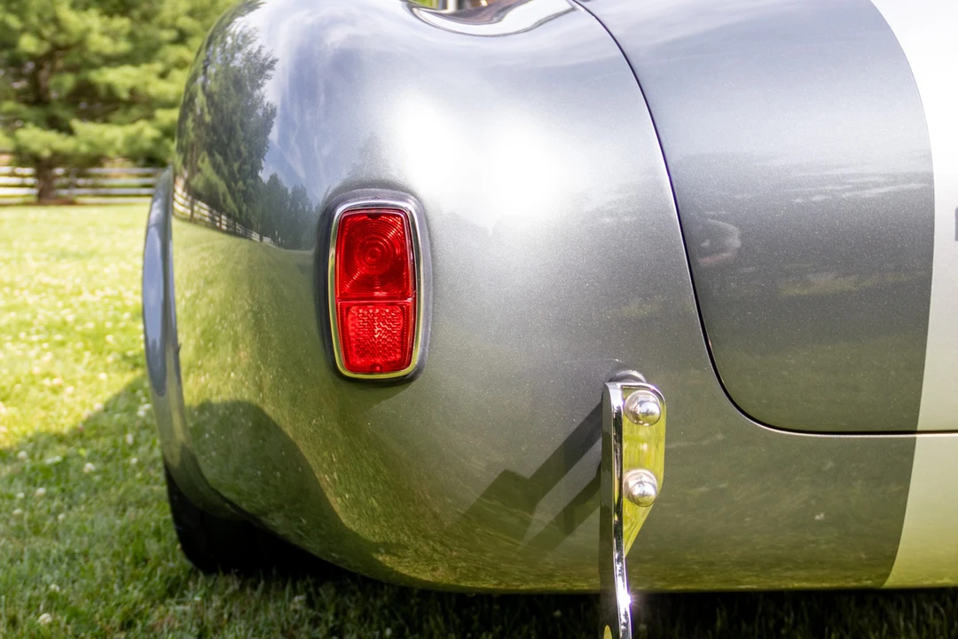 Shelby Cobra Replica - Image 17 of 31