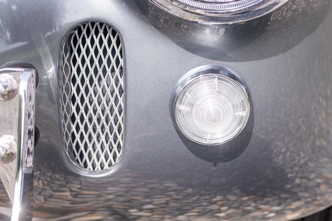 Shelby Cobra Replica - Image 13 of 31